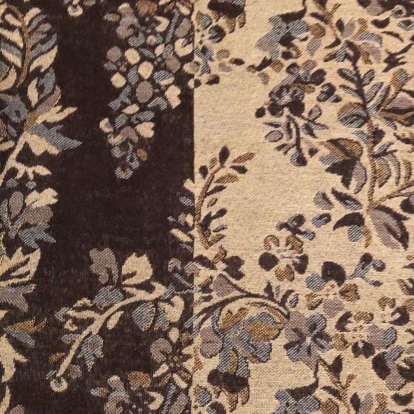 Colorblock Pashmina - Picture 4 of 4